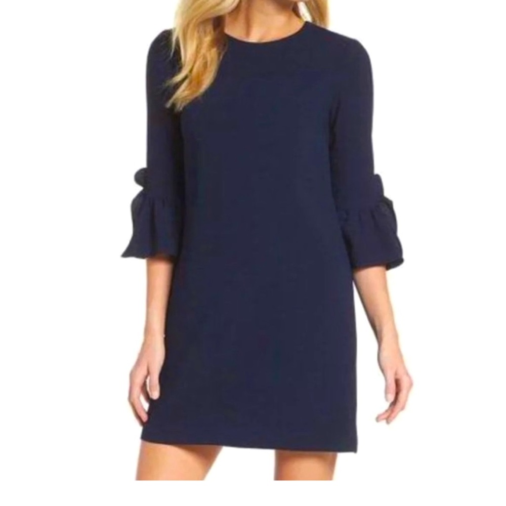 NWT Nanette Lepore Navy Dress Style “Spring Bloom” w/Bell Sleeves. Lined Size 6